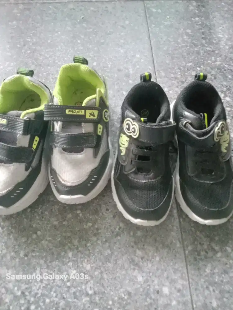 Sepatu anak size 28 dan.29