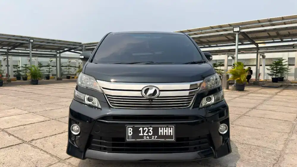 VELLFIRE Z 2.4 at Hitam, 2012 ( LOW KM)