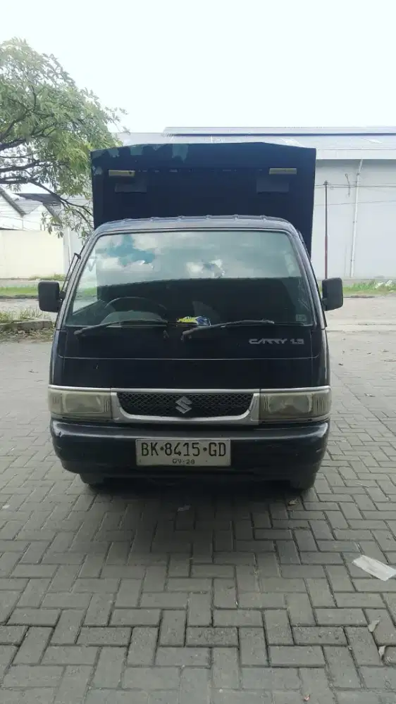 Di butuhkan supir mobil box