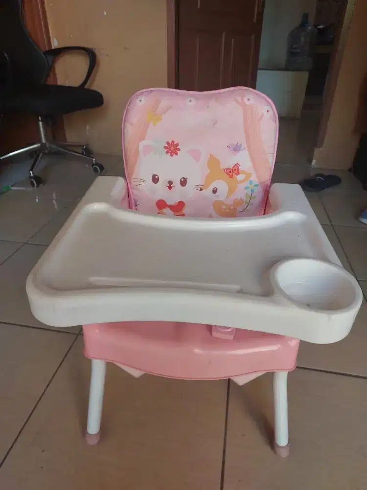 Kursi makan anak dari sugar baby