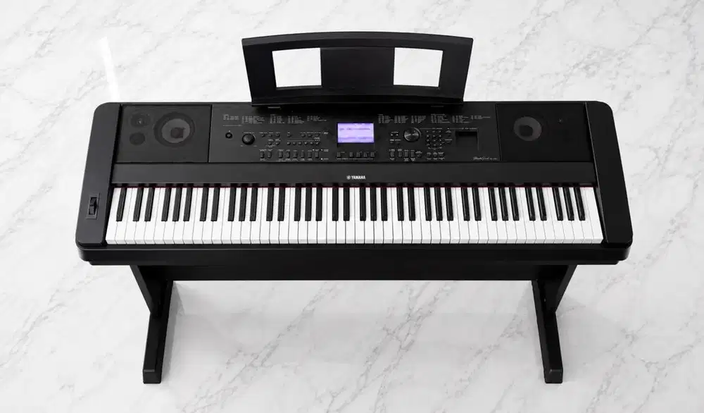 Yamaha Piano Keyboard DGX 660