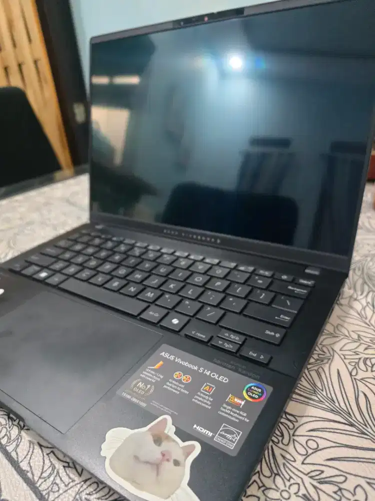 ASUS VIVOBOOK S14