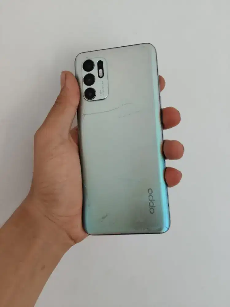 Oppo reno 6 8+4/128