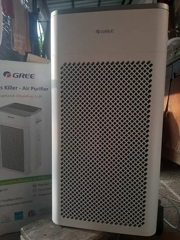 Penjernih Udara GREE Air Purifier GCF200AANA (True HEPA + UV) Like New