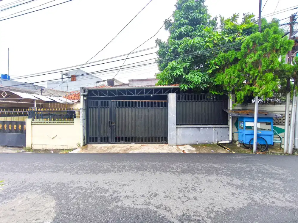 Rumah LB 200 Hadap Selatan 15 Mnt ke Senayan City Siap KPR J-51075