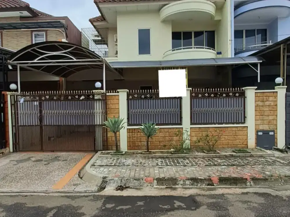 Disewakan Rumah 2 Lantai di Taman Modern Cakung, Jaktim