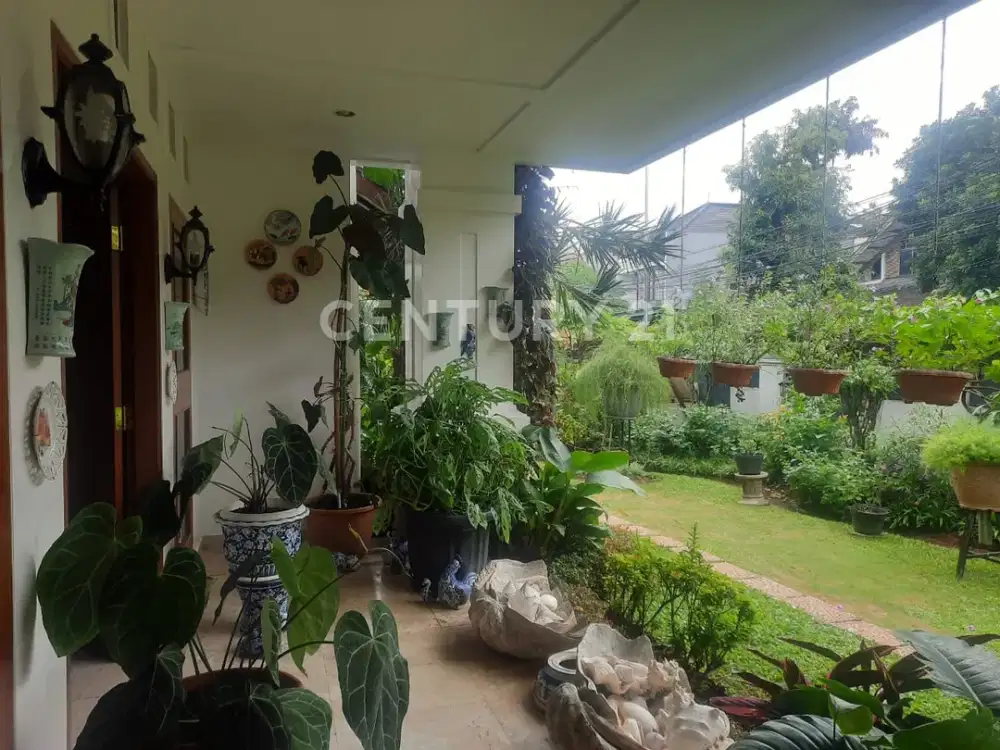 Mau Tetanggaan Dgn Titi Kamal ? Rumah Nyaman Di Ragunan, Jaksel