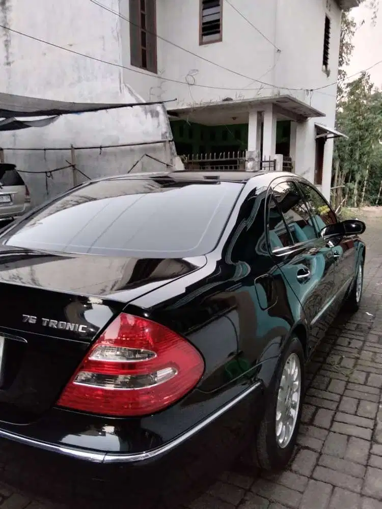 Mercedes-Benz E280 2007 Bensin