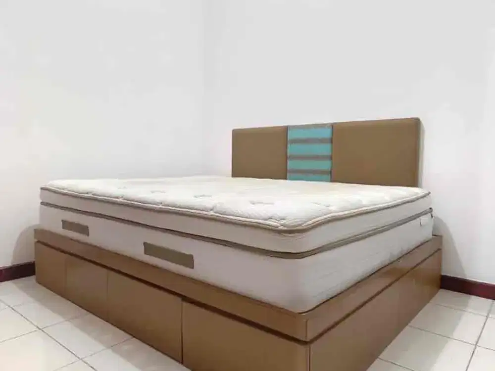 Mediterania 2 Tanjung Duren 2 BR Full Furnished Best View Pool Lantai Rendah