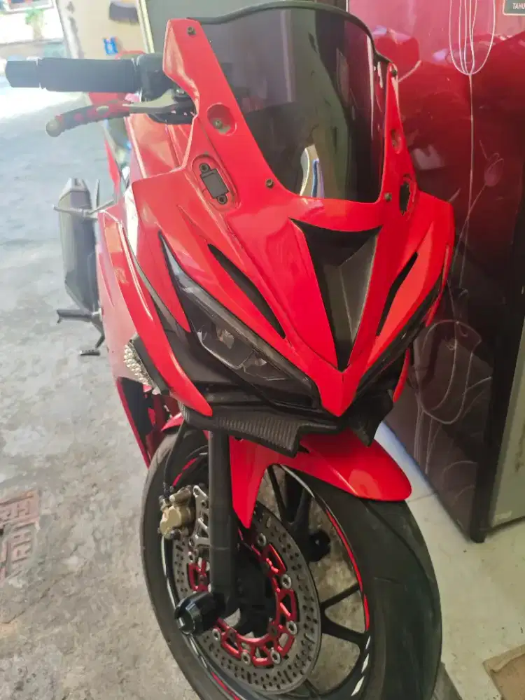 All new CBR 150R 2016