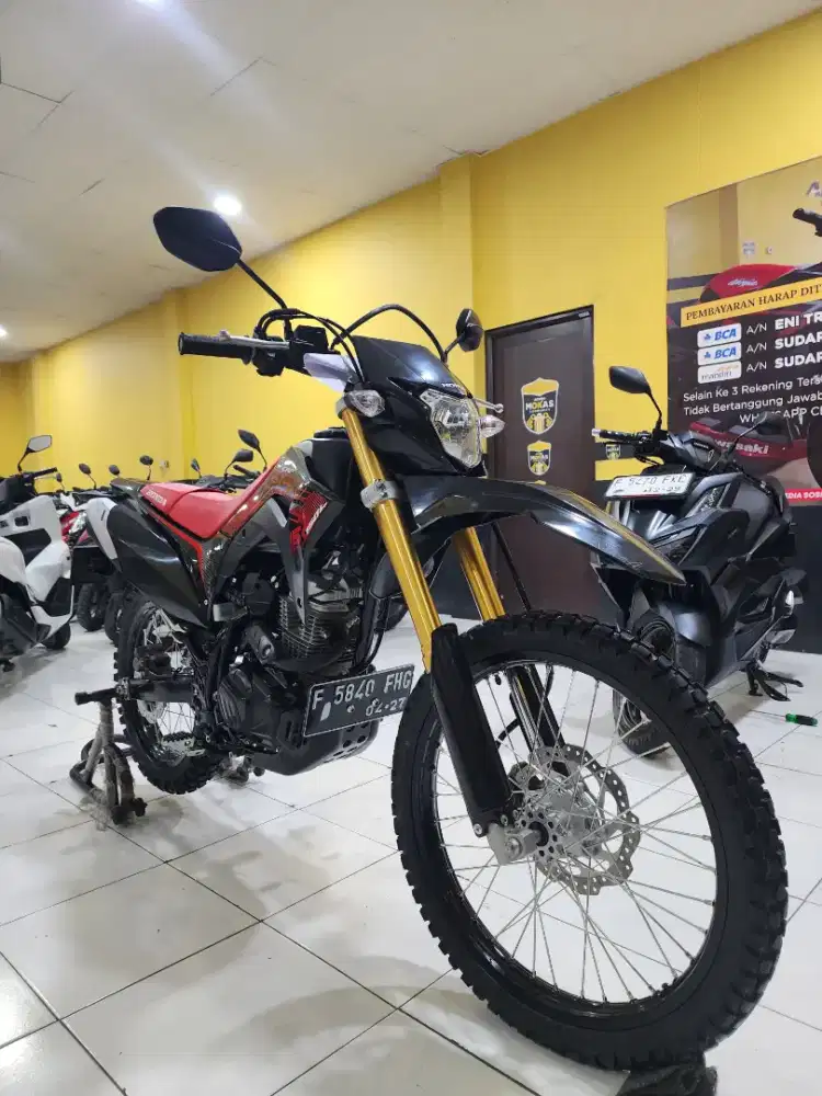 Di jual murah Honda crf antik km low 2022