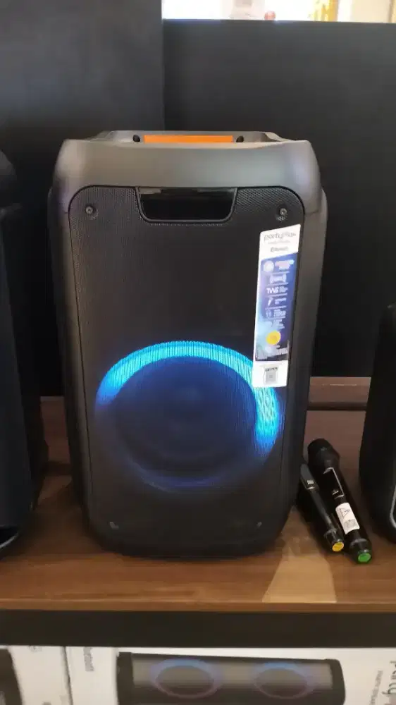 Polytron party speaker portable