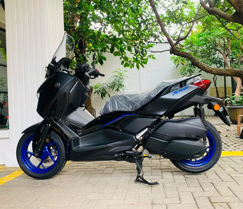 Yamaha xmax 250 connected