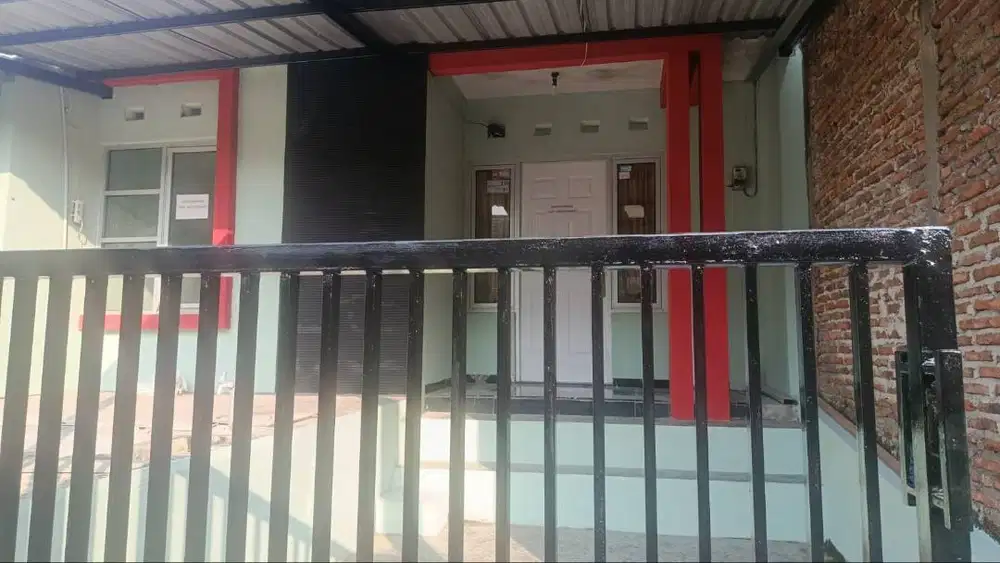 DISEWAKAN RUMAH