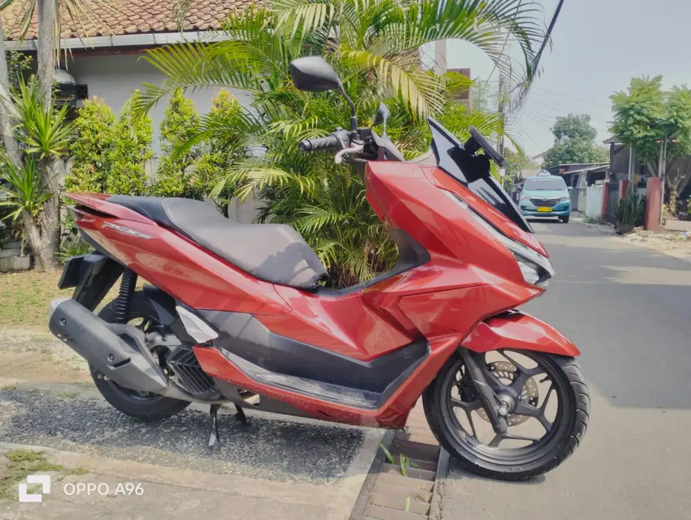 HONDA PCX 160 NEW CBS TAHUN 2024