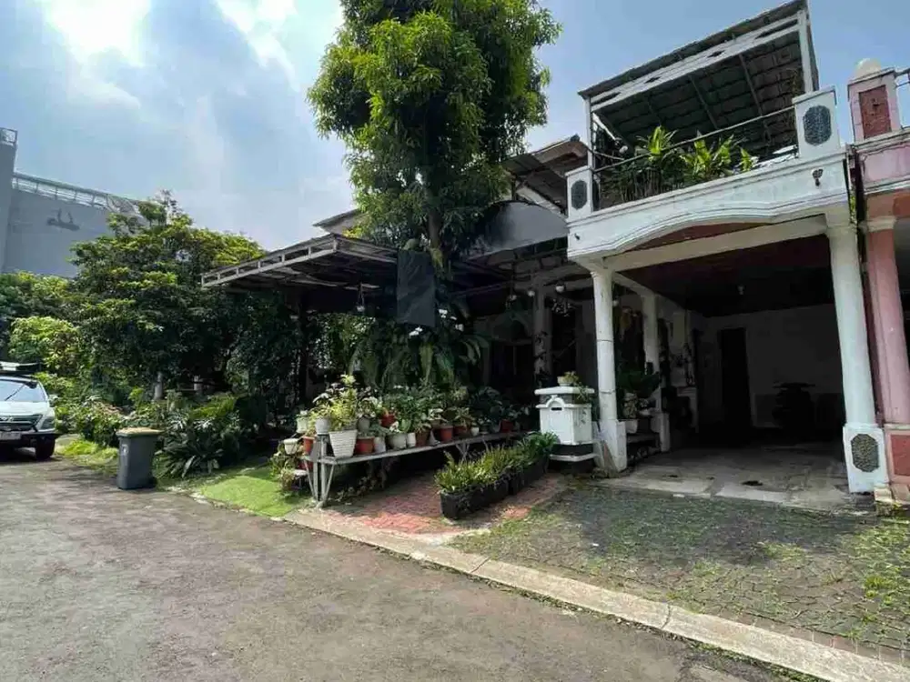 Dijual cepat rumah besar murah Kota Wisata Cibubur.