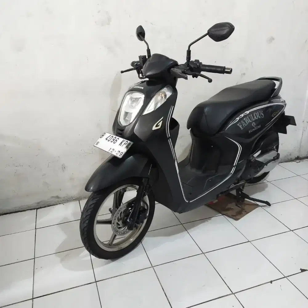 Honda Genio Fabulous 2019 Orisinil lengkap Bagus