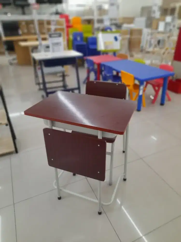 Meja Belajar SD Ergonomis