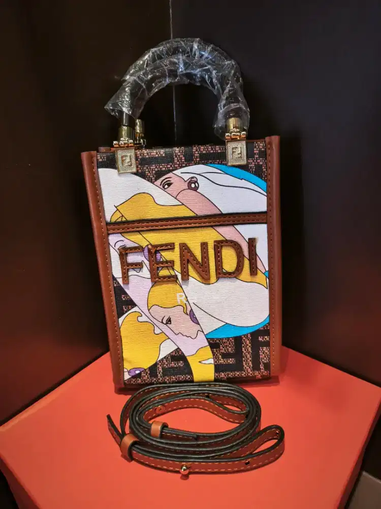 Phone bag multifungsi.