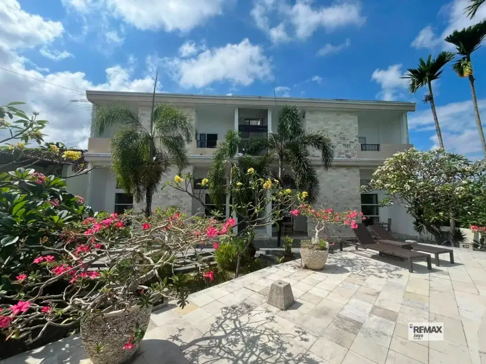 Luxury Hotel For Sale In Prime Seminyak Area