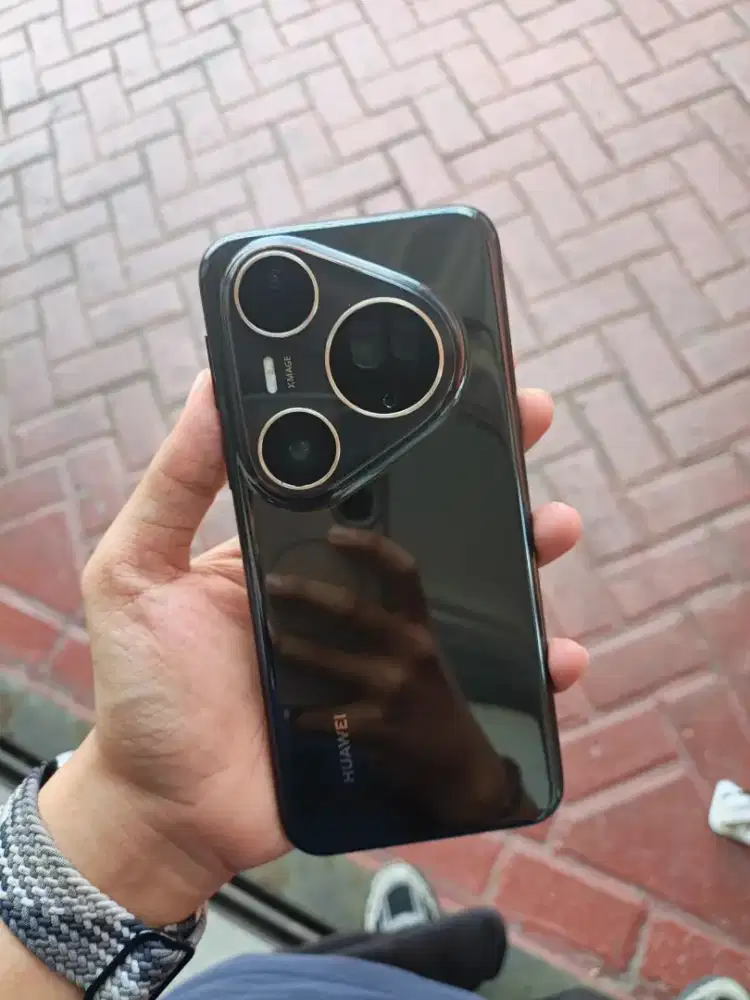 HUAWEI PURA 80 ULTRA