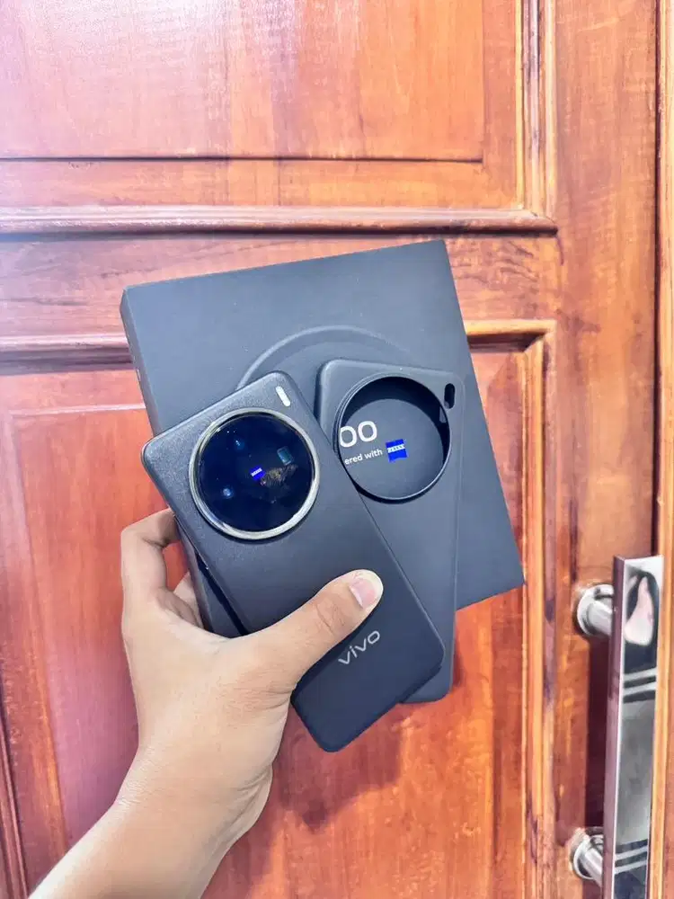 Vivo x200 12/256gb black