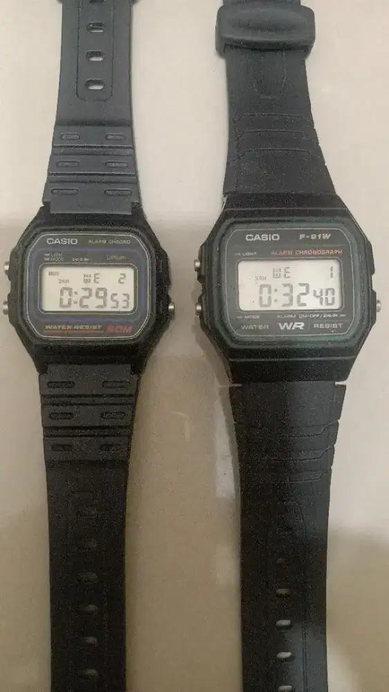 CASIO f-91w dan CASIO w-55