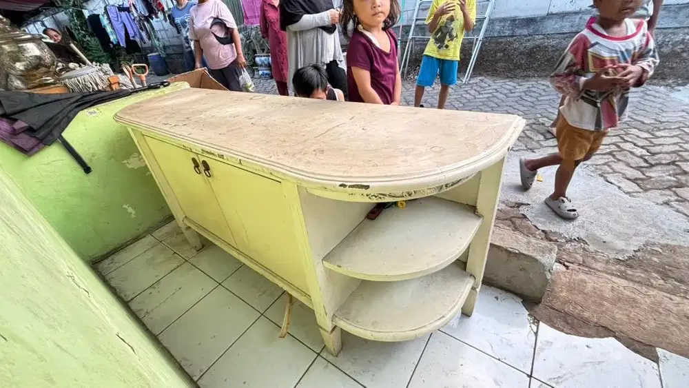 Buffet TV / Meja Konsol Klasik Vintage Semi-Oval - Kokoh & Fungsional