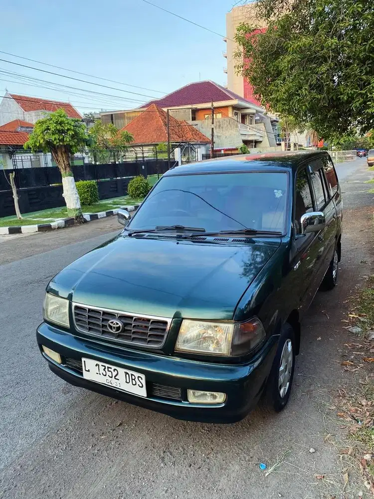 Toyota kijang 2001