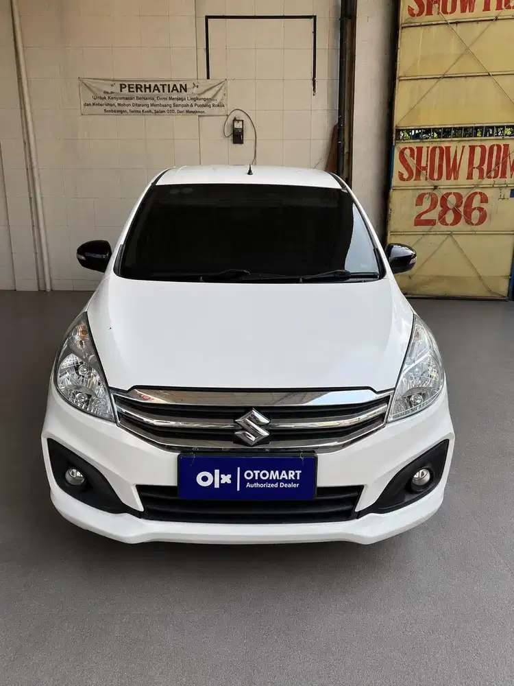 SUZUKI 2018 ERTIGA GL 1.5 MT PUTIH
JL.RAYA KENJERAN 286 OTOMART 286