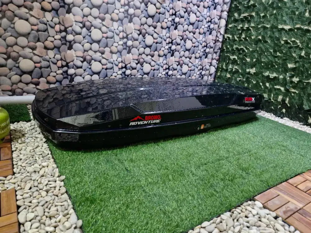 Roofbox RMX 700liter