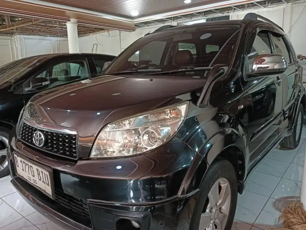 Toyota Rush s trd at  DP 3.5jt tahun 2015