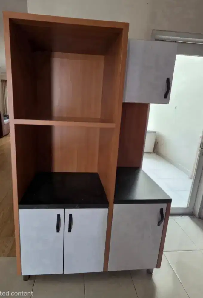 Jual murah lemari kayu costum sesuai di foto masih bagus, 960 rb nego