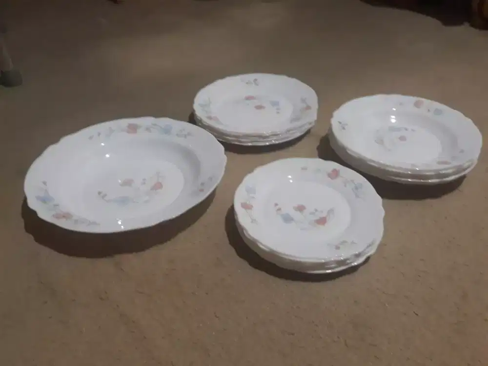 Muraah!! Dinner set Arcopal ori ,vintage
