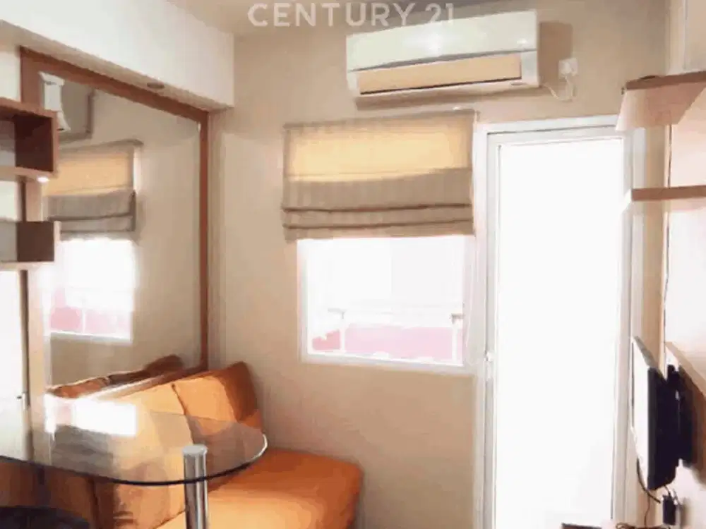 Murah! Apartemen Green Pramuka Luas 33 m², 2BR, Full Furnished, View Kolam Renang