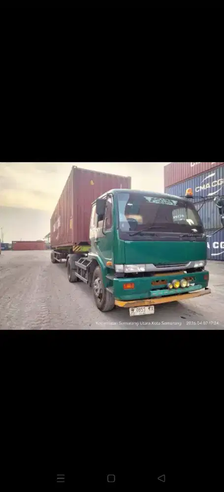 Head trailer Nissan PKC
