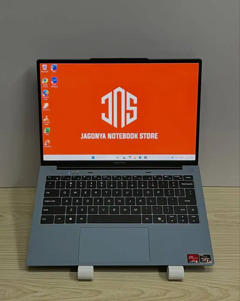 Advan WorkMate AMD Ryzen 5 3500U RAM 8GB SSD 256GB NVMe