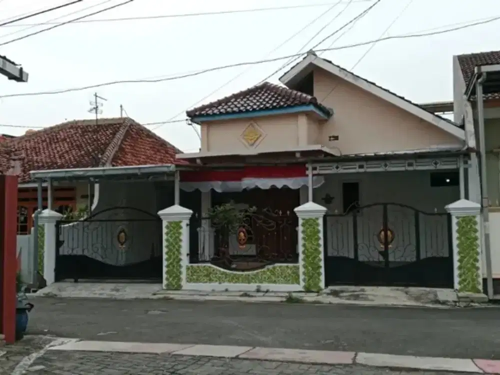 Disewakan rumah di Palebon Semarang Timur