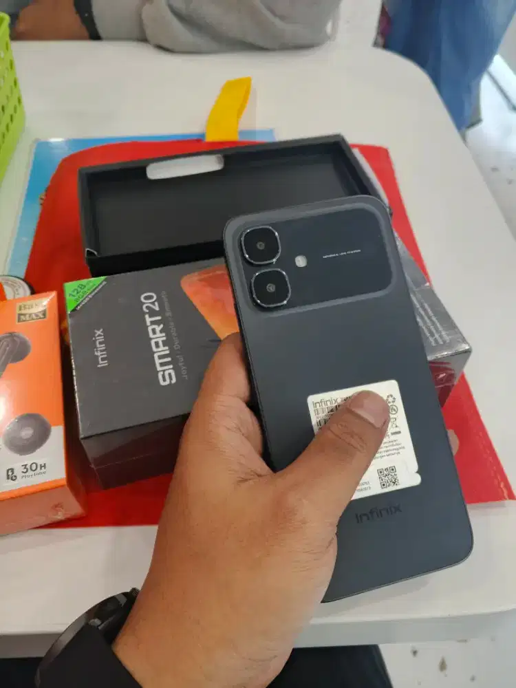 Infinix Smart 20 4/64 4/128