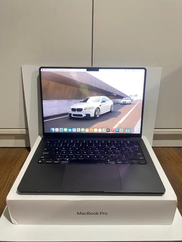 MacBooo Pro M3 Pro 2023 14 inch Ram 36GB Murah