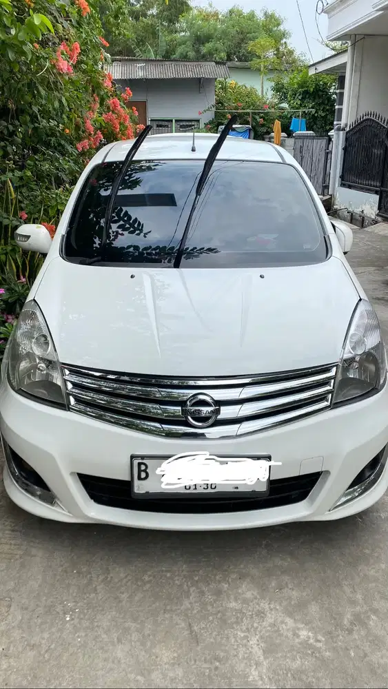 Grand Livina Ultimate 1.5 AT (2013)