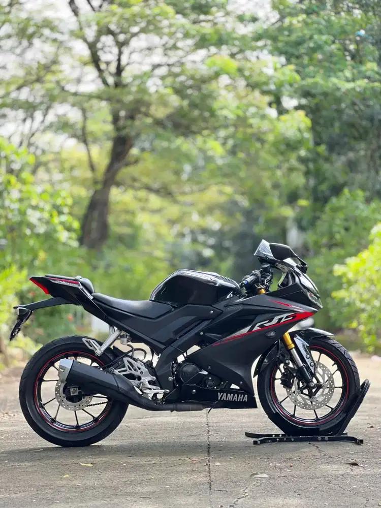 YAMAHA YZF R15 V3 HITAM DOFF 2019 KM 8K PAJAK ON SIAP GASS