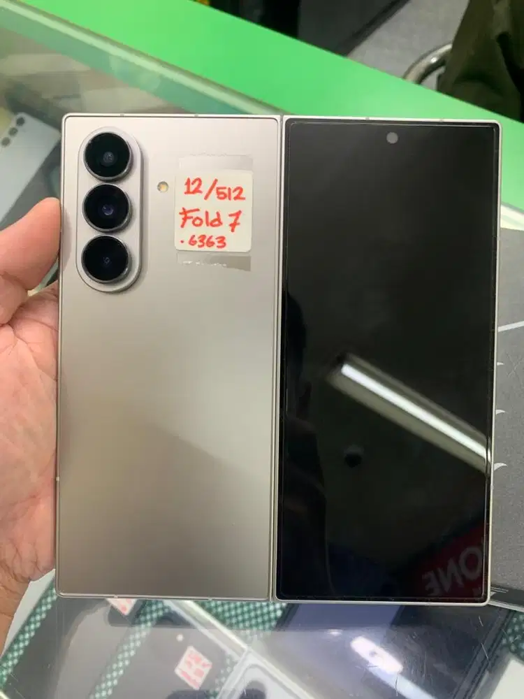 Samsung Galaxy Z Fold 7 512GB Second Garansi Sein Resmi