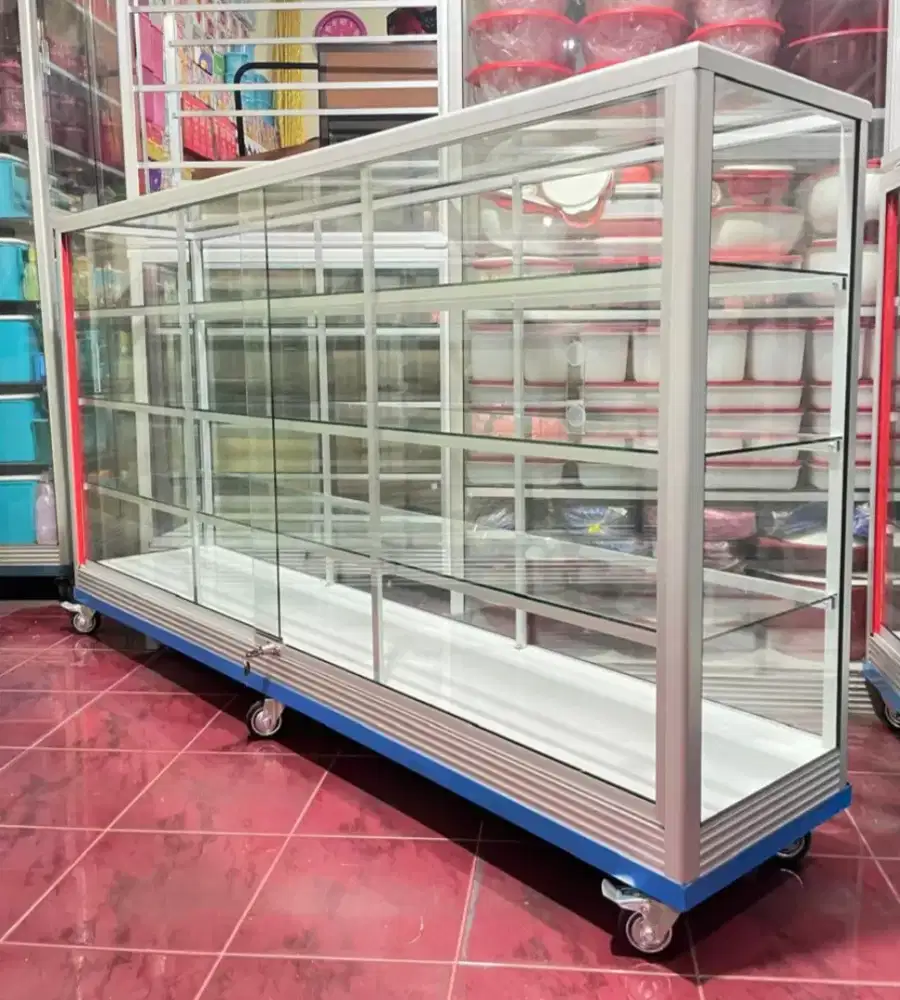 Etalase Toko 2 Meter Pakai Roda