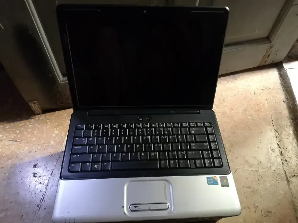 Dijual Laptop Compaq Presario CQ40