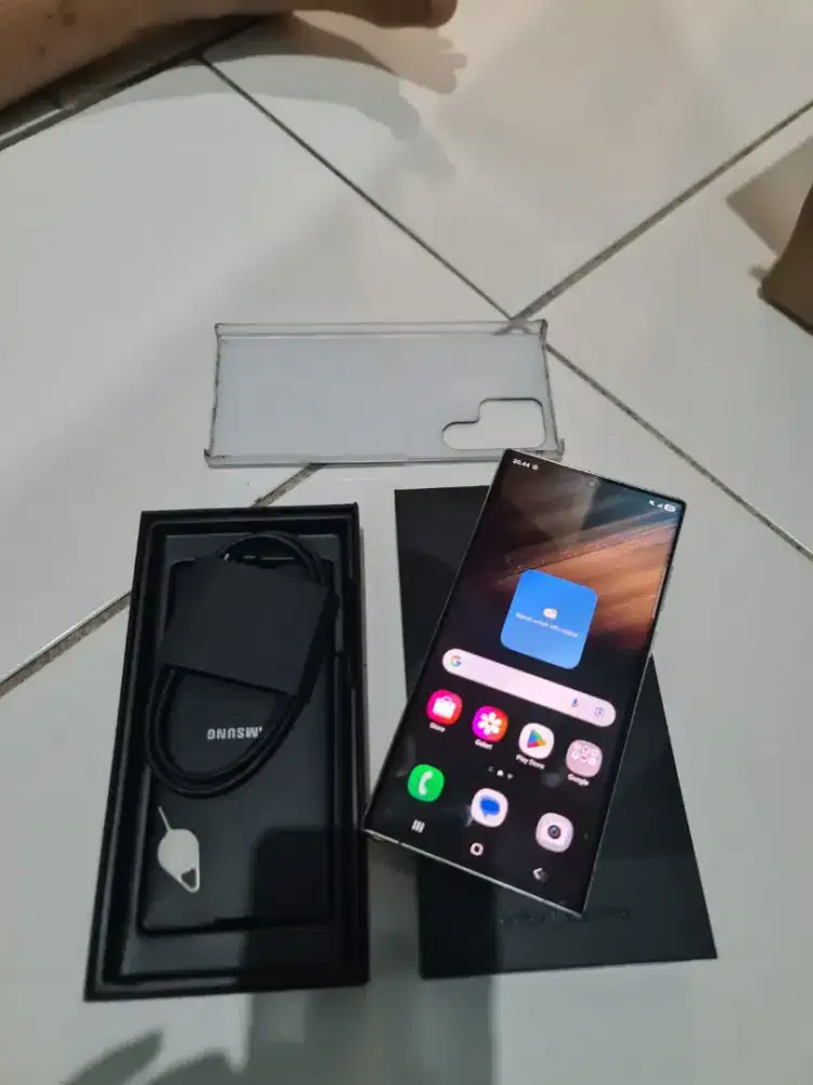 Samsung S22 ultra 12/512 Sein fullset mlusss 98%, mnus 120 hz aja