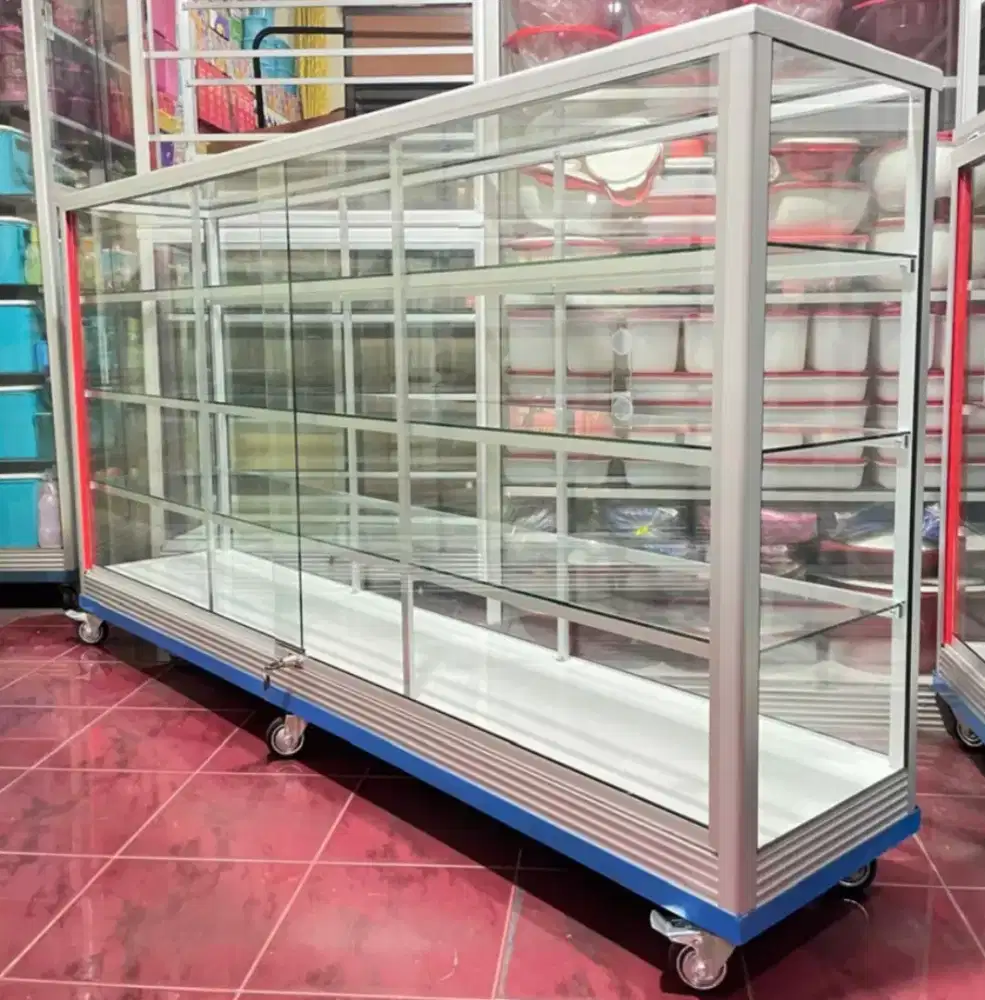 Di Jual Etalase Baru Sudah Pake Roda Ukuran 2Mx1M