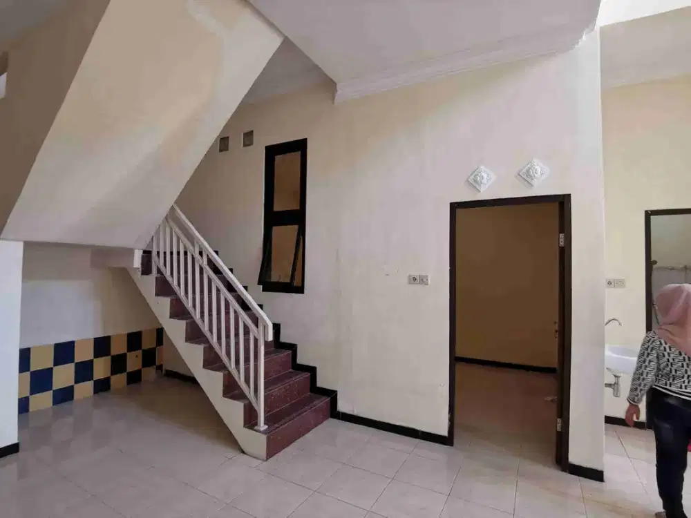 Dijual Rumah Pakuwon City Minimalis 2 Lantai Siap Huni PAKUWON CITY