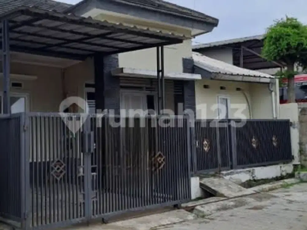 Rumah Siap Huni Dalam Komplek Buah Batu,Lokasi Strategis, Dekat Kampus, Pusat Belanja, Hadap Timur, di Buah Batu, Bojongsoang, Kopo, Bandung Selatan,