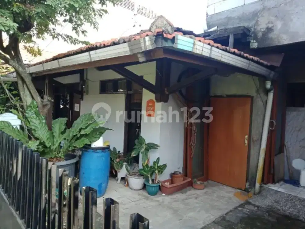 Rumah Bagus Siap Huni 2Lantai, Lokasi Strategis Dekat Tol Moch Toha,Stasion, Sman 11,Terminal Leuwi Panjang, di Moh Toha, Regol,Soekarno Hatta, Bkr,Ba